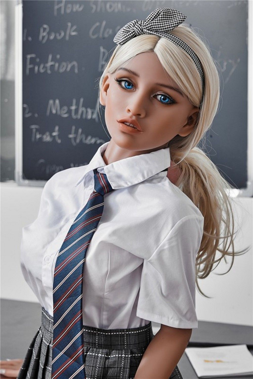 4294_4294-91-irontech-doll-150cm-victoria-at-school-sex-doll-realisticka-panna