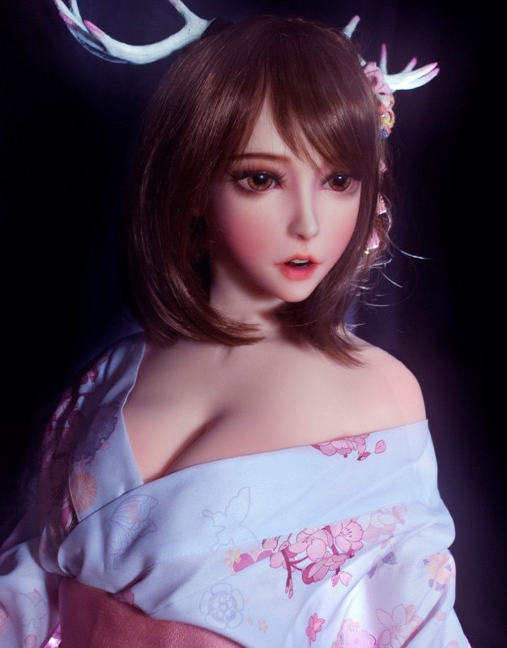 5470_5470-34-elsababe-sex-dolls-akimoto-mizuki-150cm-anime-platinum-silicone-sex-doll