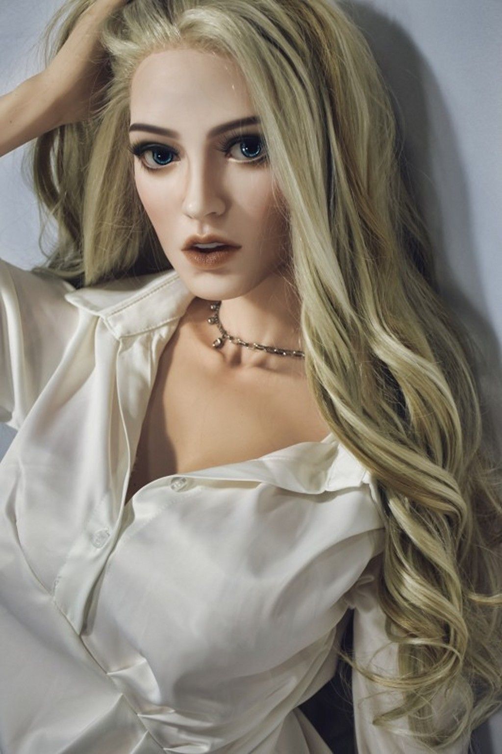5584_5584-68-elsababe-sex-dolls-olivia-smith-165cm-anime-platinum-silicone-sex-doll